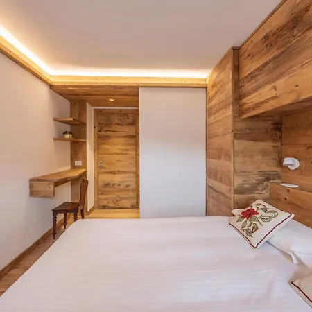 Casa Dolomiti, Panoramica E A Pochi Passi Dal Centro E Dalle Piste Da Sci * Cortina d'Ampezzo