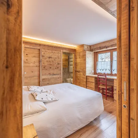 Casa Dolomiti, Panoramica E A Pochi Passi Dal Centro E Dalle Piste Da Sci Apartment *